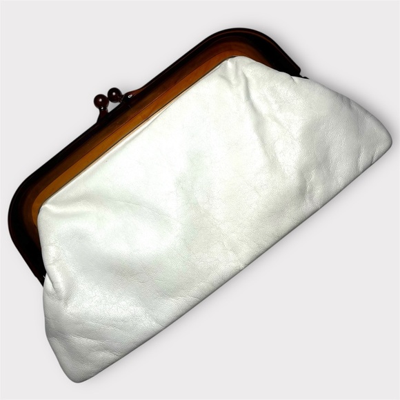 Vintage White Italian Leather Clutch With Tortoiseshell Lucite Kiss-Lock Frame - Picture 4 of 11